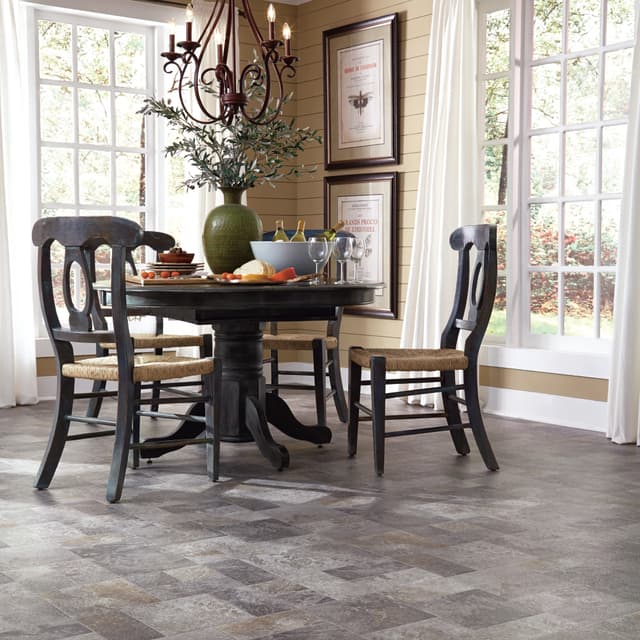 Resilient Benchmark® New Castle Knight's Armor 4031