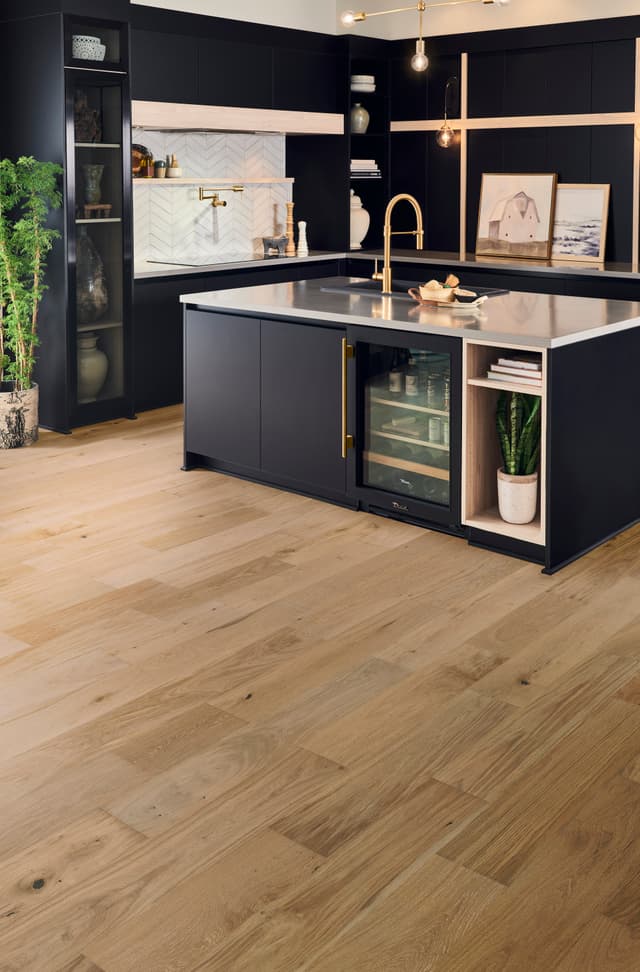 Hardwood Latitude Collection® Park City Natural HPLV07NAT1