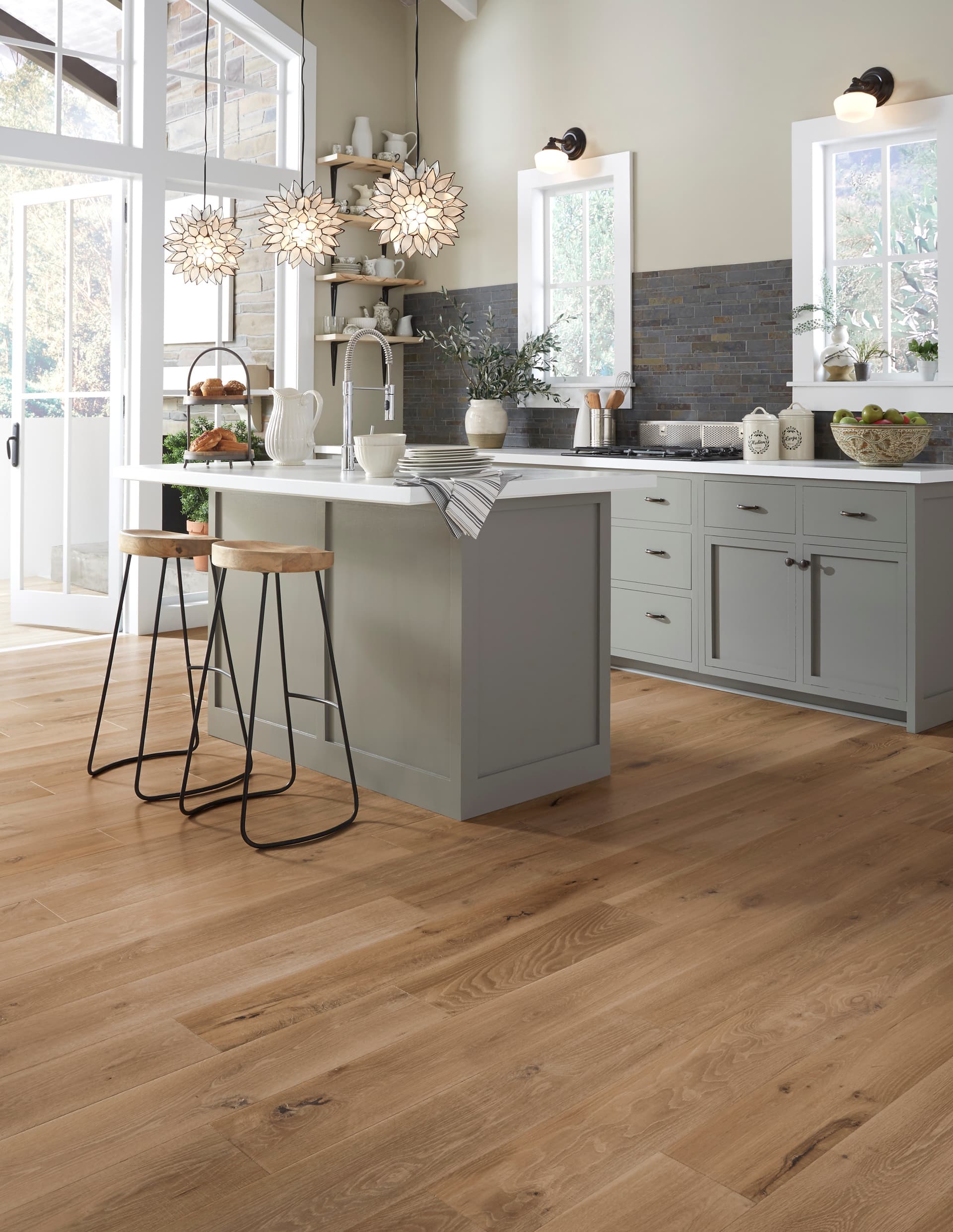 Hardwood Handcrafted Normandy Oak Brioche MSN07BRH1 | Mannington