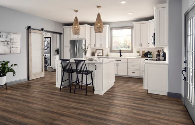 Luxury Vinyl REALTA® SPC Heritage Walnut Acorn RSP107