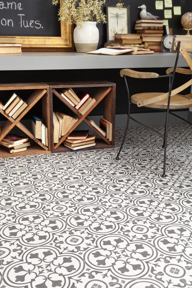 Luxury Vinyl Sheet Silver Deco Wrought Iron 080390