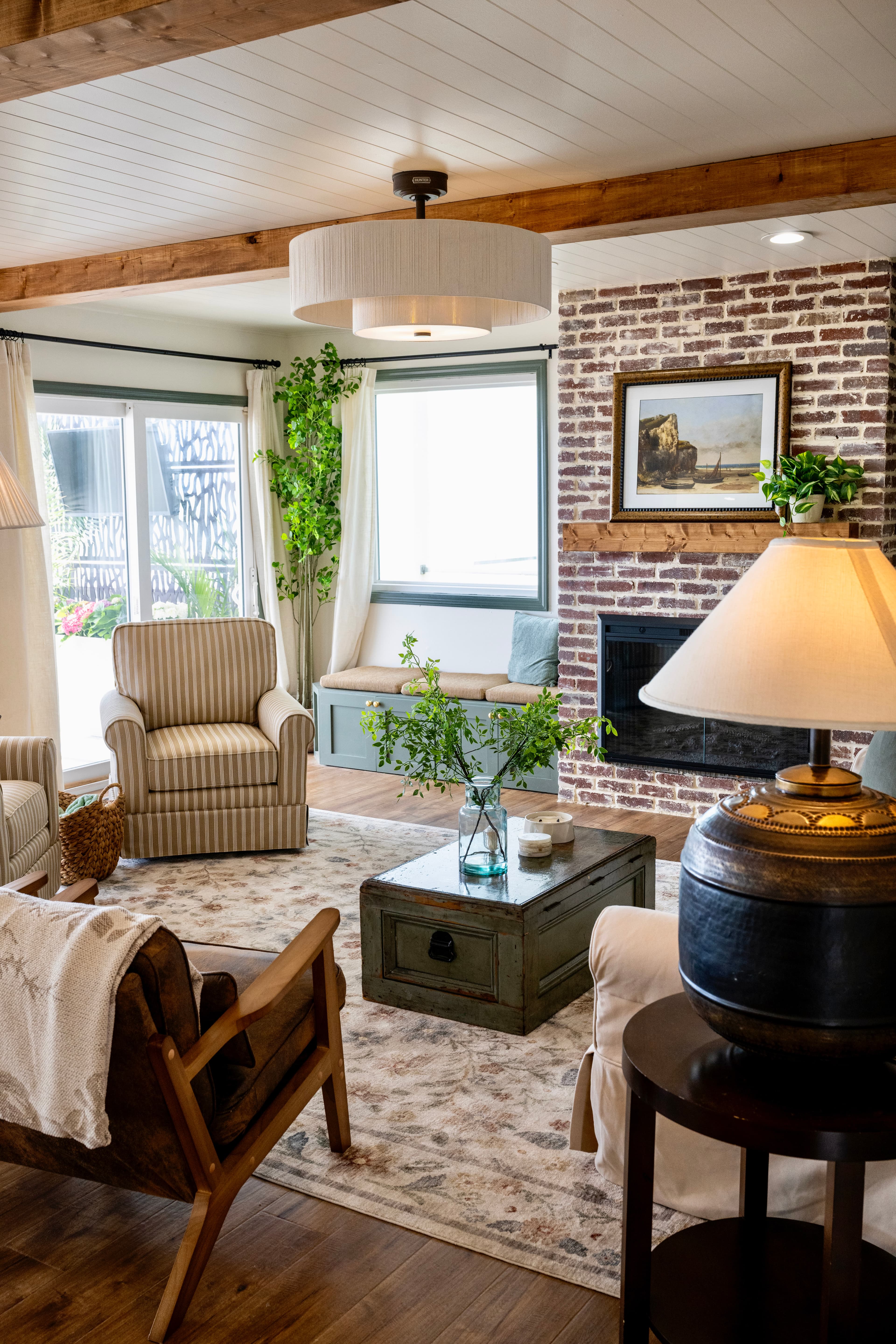 botb-team-ty-living room-8-adura max-coventry-meadow-mpb781-vertical