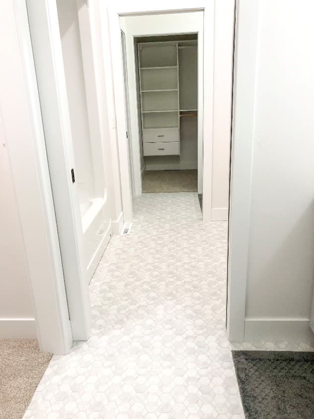 Cozy Home Coua Xiong Hallway Photo