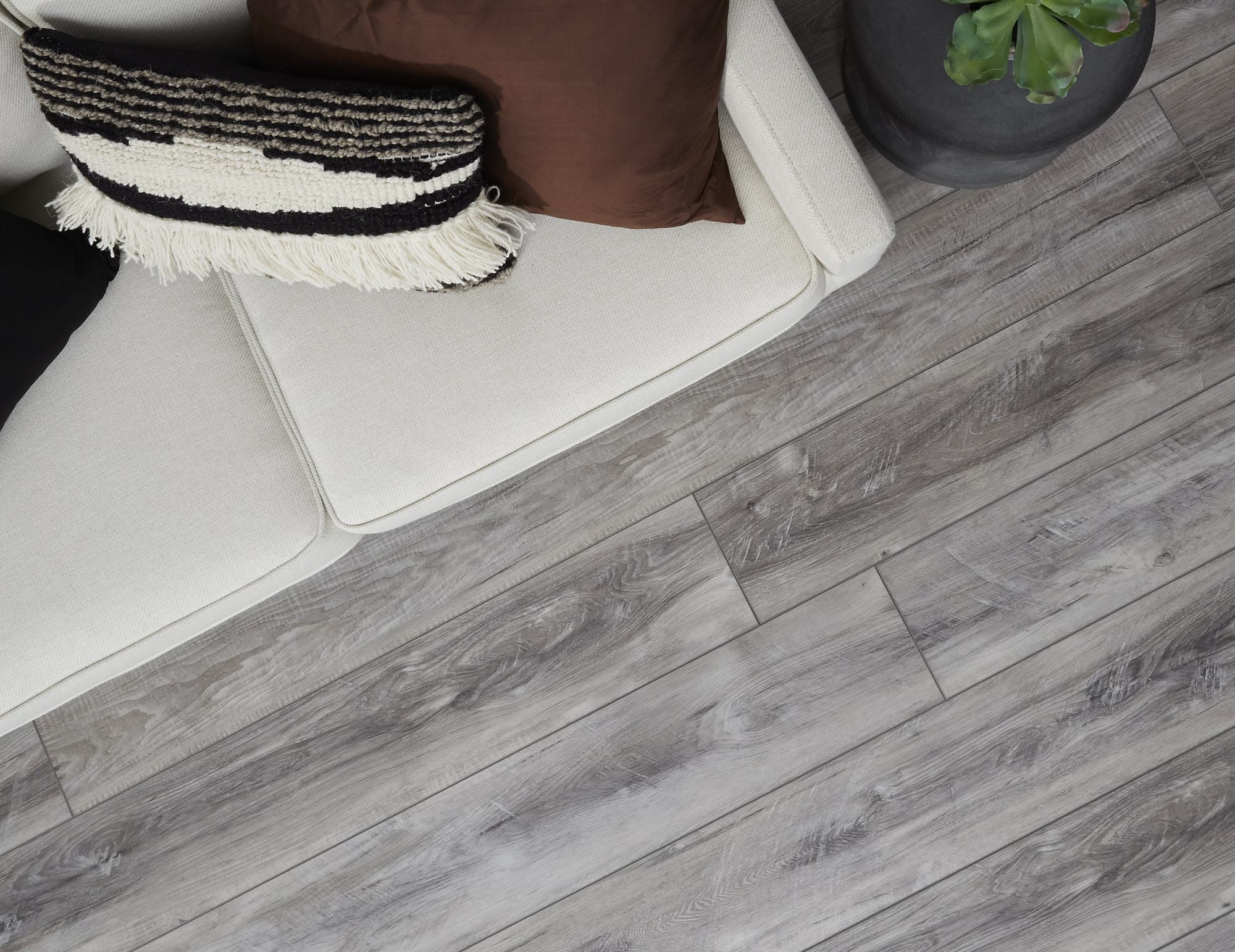 Blog Post What To Expect From Your Floor Installation Image