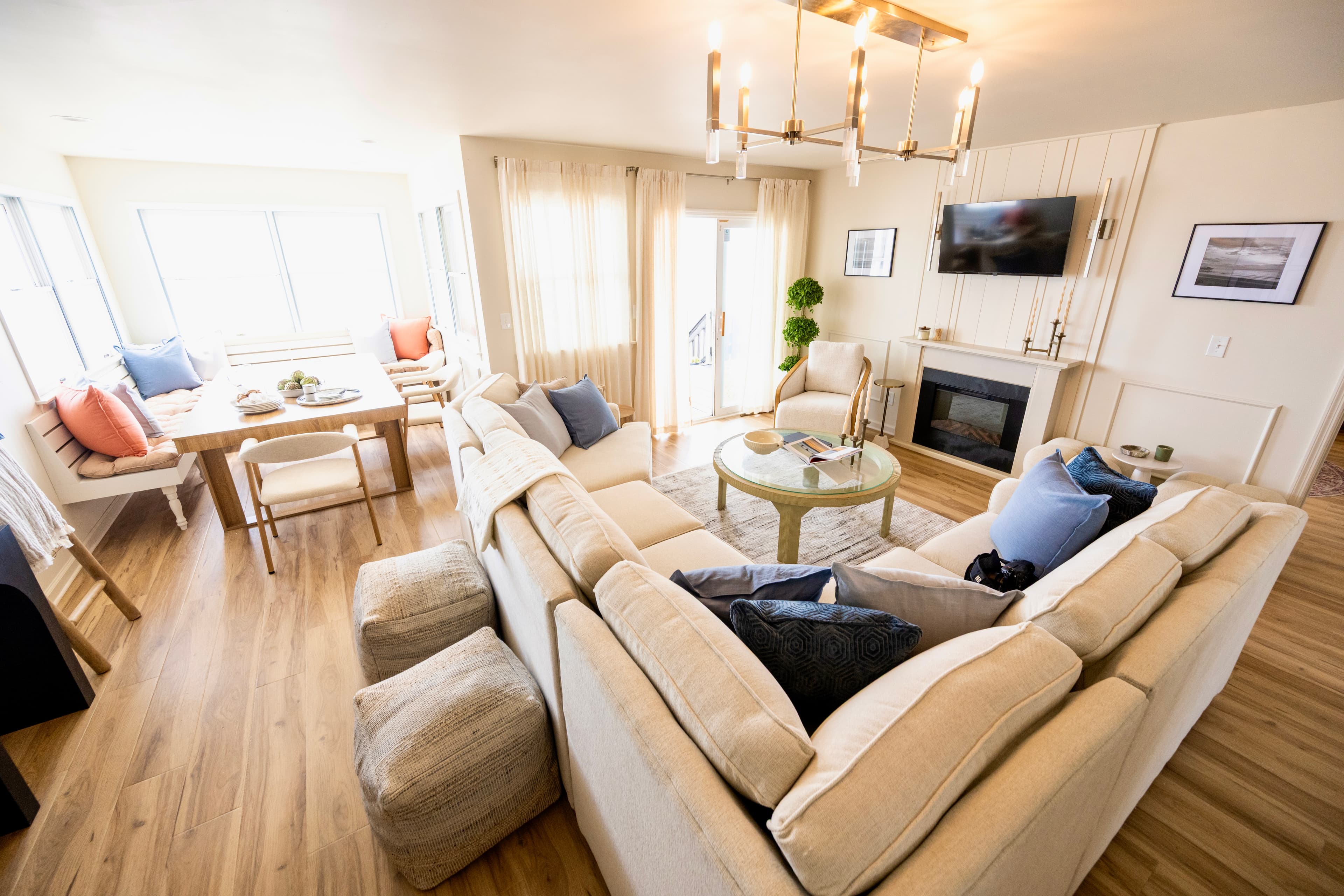 botb5-team-sarah-living room-1-adura max-preservation-fossil-mpb770-horizontal