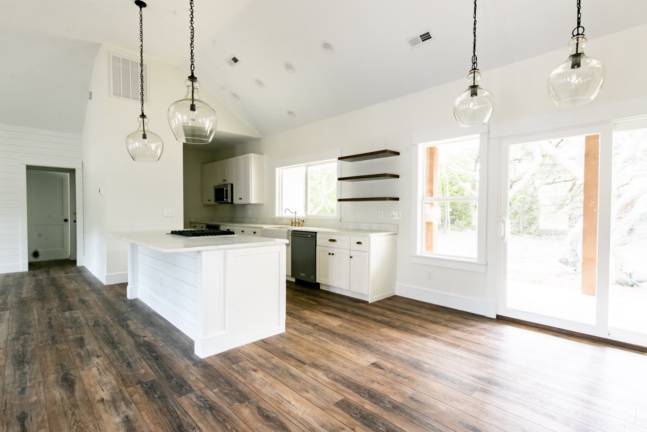 Blog Post 5 Homes with ADURAMaxAPEX Napa Image